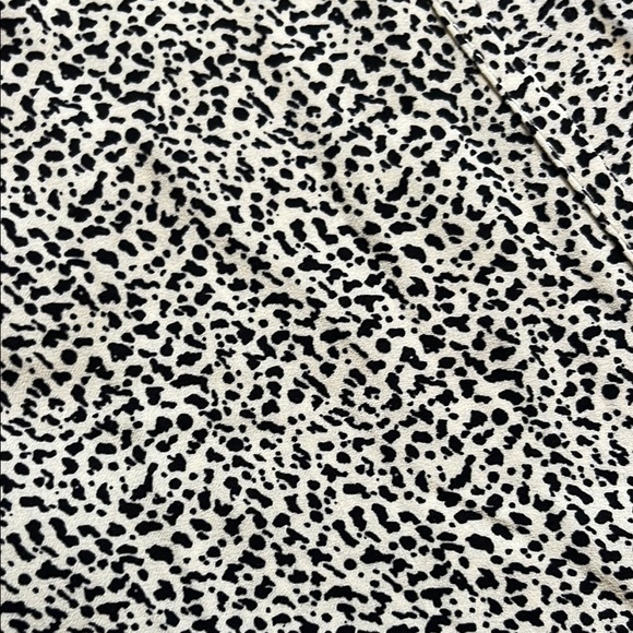 Brand new Sienna Sky Black and White Puff Sleeve Blouse - Picture 16 of 16